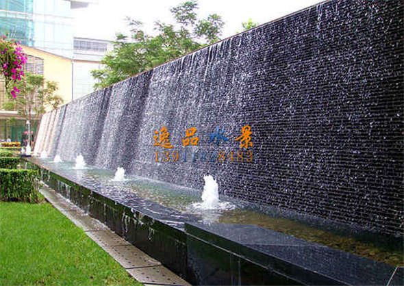 什麽是水幕牆？
